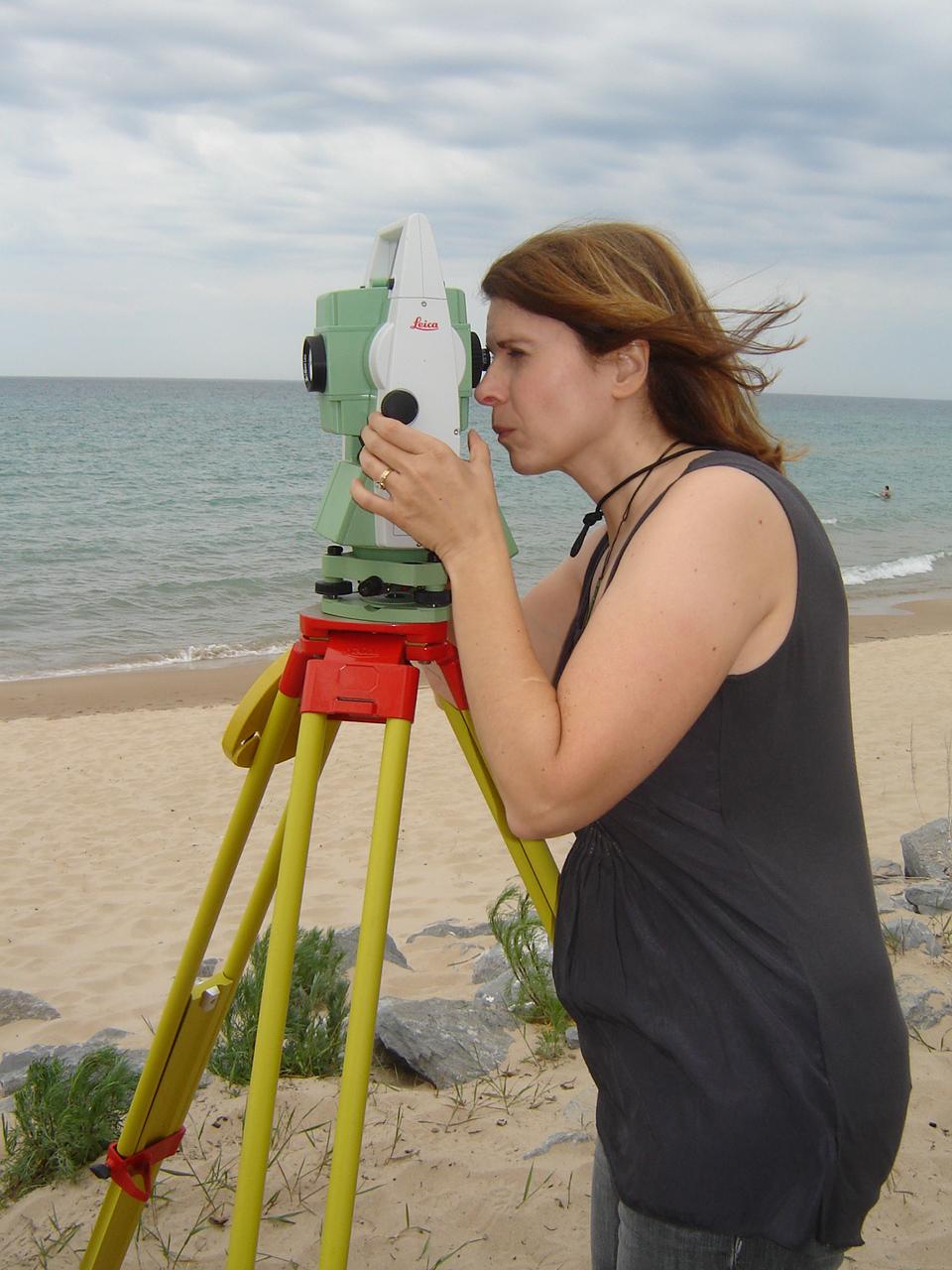 Using a Total Station to record the remains of submerged piers at Empire